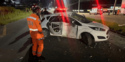Homem morre após ser arremessado de carro em Juiz de Fora
