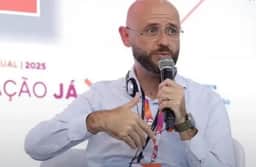 Secretário de Educação é exonerado pelo Governo de Minas