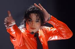 Motorista pode lucrar R$ 250 mi com itens de Michael Jackson