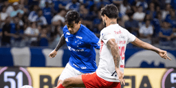 Cruzeiro vira sobre Bragantino e vence no Mineirão