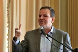 Eduardo Paes lidera pesquisa para governador do RJ