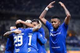 Cruzeiro sobe quatro posições no Brasileirão