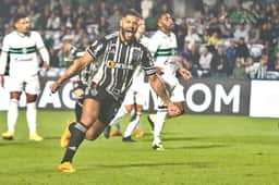 Atlético busca manter tabu contra Coritiba no Brasileirão