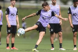 Atlético encerra preparação para pegar o Cienciano