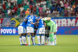 Cruzeiro vence o Bahia de virada e se afasta do Z4 do Brasileirão