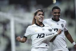 Cria da base marca nos acréscimos, Everson salva nos pênaltis e Atlético elimina o Ceará na Copa do Brasil