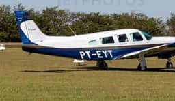 Avião é modelo da Embraer fabricado em 1979