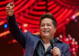 Leonardo não comparece na festa da neta