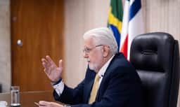 PT pode rifar governadores da Bahia e Ceará
