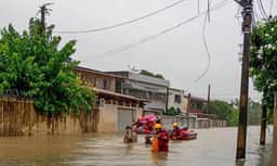 PE e PB têm 35 cidades em emergência após chuvas que mataram 8 e deixaram 3.5 mil desalojados