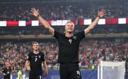 Haaland bate recorde e classifica Noruega