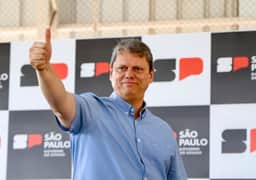 Tarcísio alerta sobre impacto da taxação dos EUA