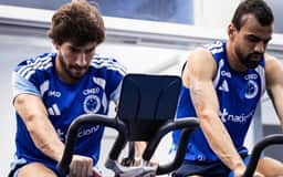 Cruzeiro encara maratona de jogos e espera Cássio no 2º semestre