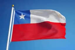 Chile destrói ponte improvisada na fronteira com Bolívia para conter imigração