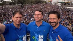 Na Marcha para Jesus, Flavio diz que "mal será expulso do governo"
