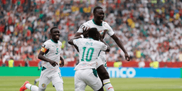 Senegal atropela Iraque por 5 a 0 e segue na briga por vaga na Copa