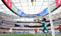 Irã e Bélgica empatam sem gols e definirão destino na última rodada