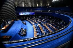 Senado debate três propostas sobre escala 6x1