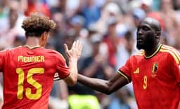 Bélgica empata com Egito na estreia da Copa