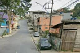 Adolescentes em moto atropelam criança de 4 anos na Grande SP
