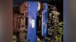 Sete atletas de time de basquete morrem em acidente de ônibus no Ceará