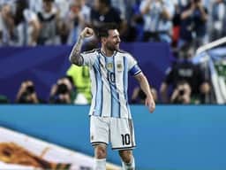 Messi marca três e iguala Klose como maior artilheiro das Copas