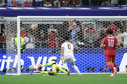 Espanha busca título inédito sem sofrer gols