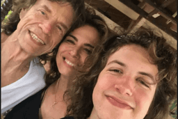 Luciana Gimenez celebra 83 anos de Mick Jagger ao lado do filho