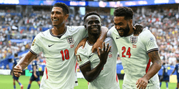 Inglaterra goleia França em jogo de 10 gols e fica com o terceiro lugar da Copa