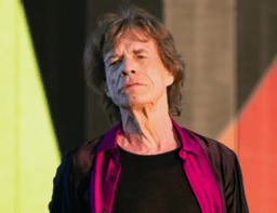 Mick Jagger fala sobre envelhecer e uso da IA em clipe