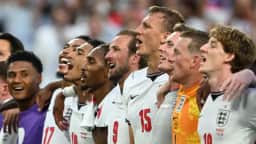 'Wonderwall', do Oasis, se tornou o hino da Inglaterra na Copa do Mundo