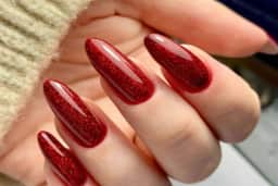 PR: Homem ateia fogo na namorada por ela ter pintado as unhas de vermelho