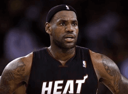 Live programada entrega possível ida de LeBron ao Miami Heat