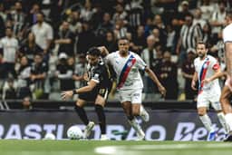 Atlético recebe Grêmio em busca do G6