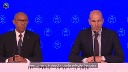 Zidane assume o comando da seleção da França