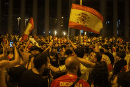Adolescente de 13 anos morre durante celebração do título da Espanha
