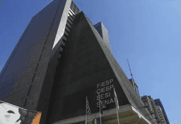 Fiesp lamenta sobretaxa dos EUA ao Brasil