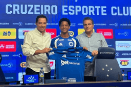 Cruzeiro fecha a janela com 7 contratações e 9 saídas