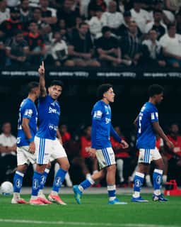 Cruzeiro administra elenco e terá desfalques importantes diante do Vasco