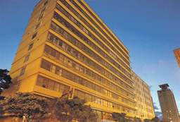 UFMG terá prédios demolidos para nova praça