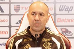Cruzeiro reencontra Leonardo Jardim em meio à revolta da torcida