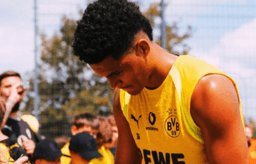 Kauã Prates, ex-Cruzeiro, perto de estrear pelo Borussia Dortmund