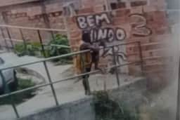 Homem armado com fuzil morre baleado por PM em Ribeirão das Neves 