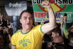 Ato de Flávio na Avenida Paulista mira Moraes e testa força do bolsonarismo