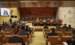 Imprensa internacional repercute sessão histórica do STF