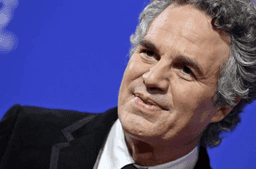 Mark Ruffalo recebe apoio de 180 artistas judeus após acusação de antissemitismo