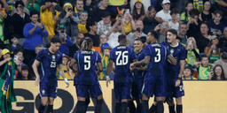 Brasil reage no segundo tempo e vence a Austrália por 4 a 2 