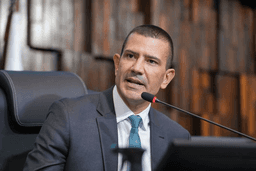 TSE anula votos de Garotinho e Douglas Ruas deve ser declarado governador do RJ