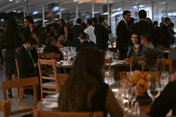 MASLD e cirrose podem estar ligadas a comer à noite, diz estudo