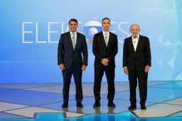 Lula e Flávio pedem votos e defendem projetos no último debate presidencial